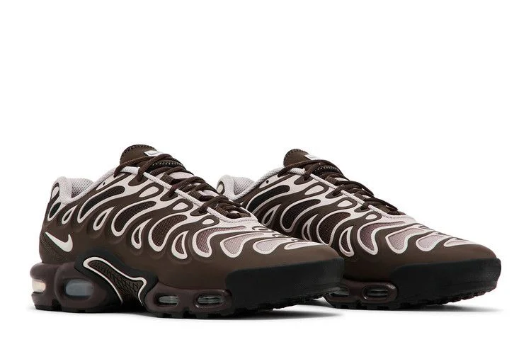 Krossovki-Nike-Wmns-Air-Max-Plus-Drift-Baroque-Brown-7
