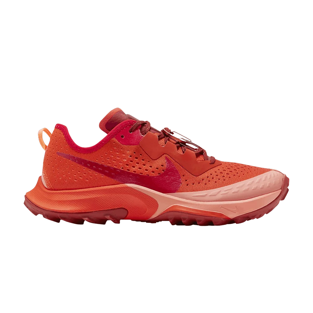 Krossovki-Nike-Wmns-Air-Zoom-Terra-Kiger-7-Team-Orange