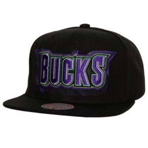 Mitchell-Ness-Big-Face-7.0-Snapback-HWC-Milwaukee-Bucks-Hat-300x300