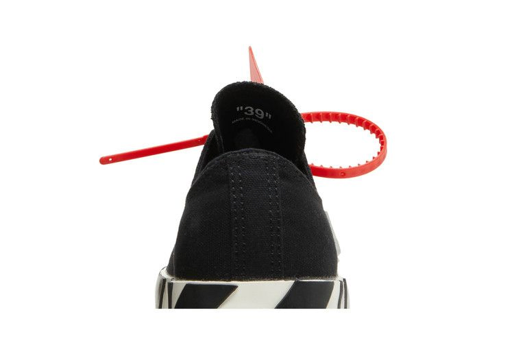 Кроссовки Off-White Vulc Sneaker 'Black'