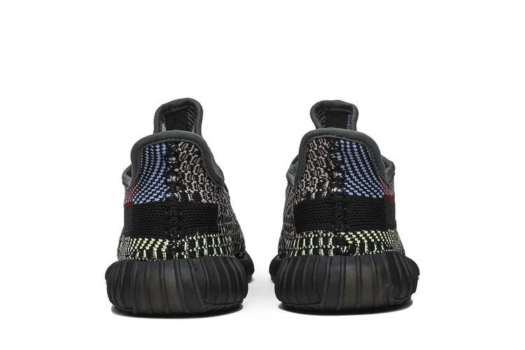 Krossovki-adidas-Yeezy-Boost-350-V2-Kids-Yecheil-5