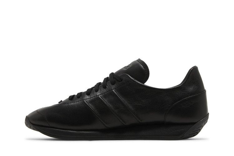 y-3-country-triple-black-ie5697_02