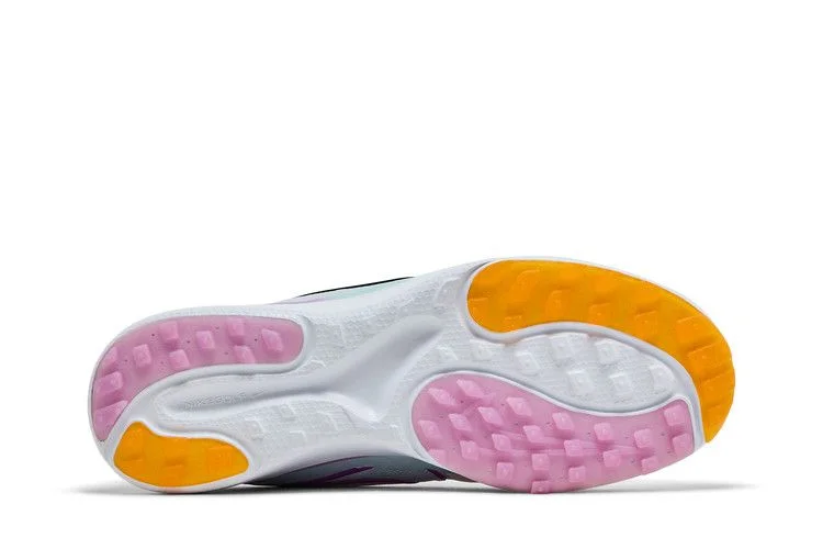 Krossovki-Nike-Infinity-Ace-Next-Nature-NRG-Live-to-Play-Play-to-Live-3