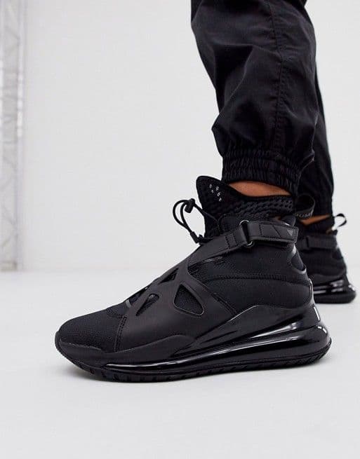 Кроссовки Wmns Jordan Air Latitude 720