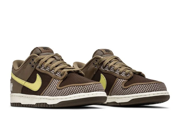 Krossovki-Undefeated-x-Nike-Dunk-Low-SP-Canteen-7