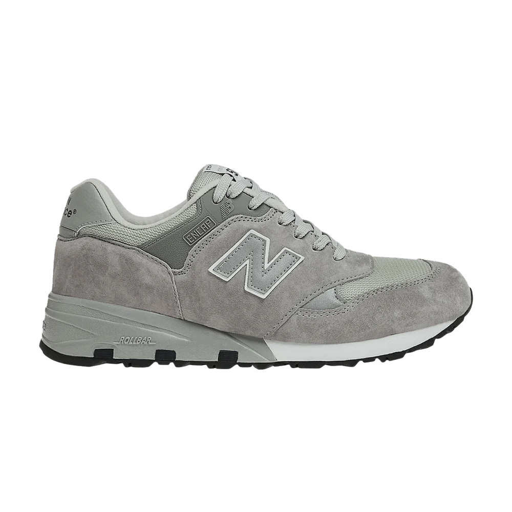 Krossovki-New-Balance-580-Grey