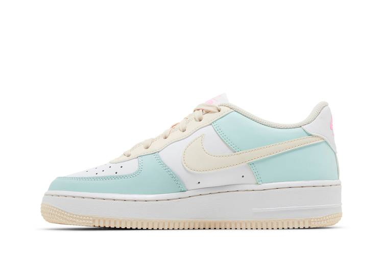air-force-1-gs-emerald-rise-guava-ice-dv7762-300_02