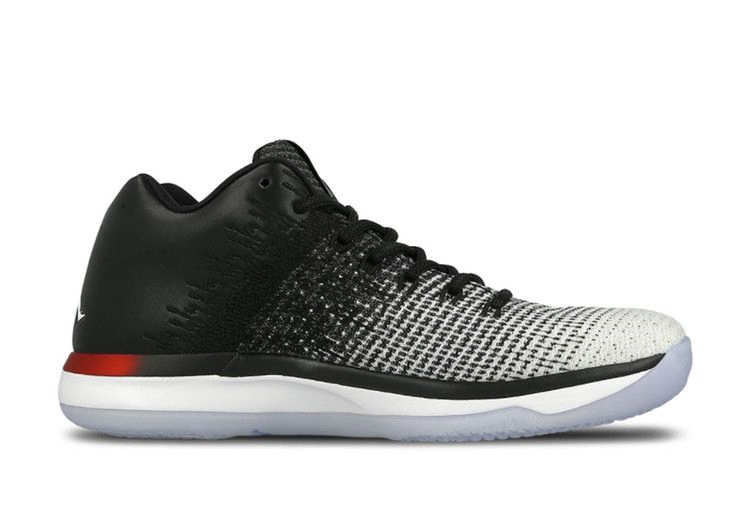 air-jordan-31-low-quai-54-921195-154_01