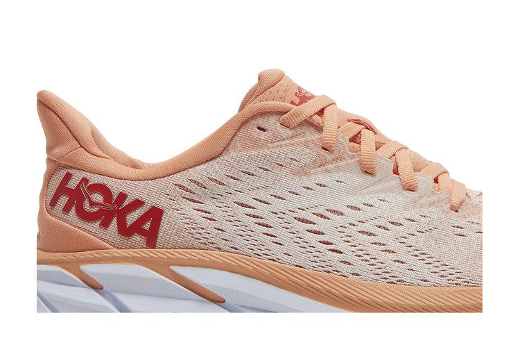 wmns-clifton-8-cantaloupe-1119394-cspy_01