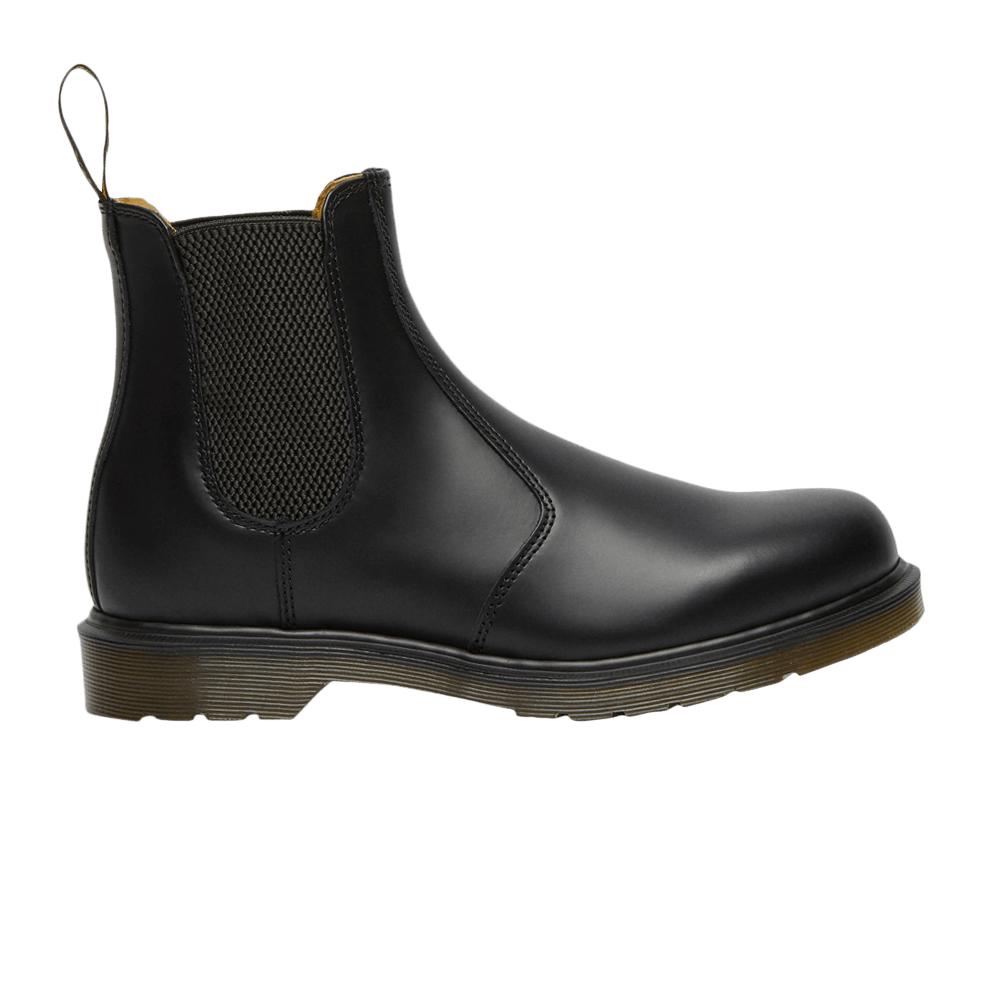 Dr. Martens 2976 Smooth Leather Chelsea Boot 'Black'