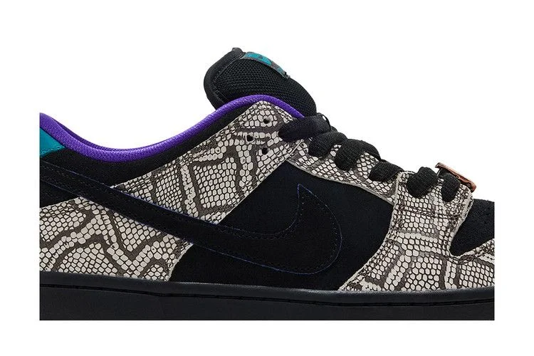 dashawn-jordan-x-dunk-low-sb-copperhead-ib6208-200_2