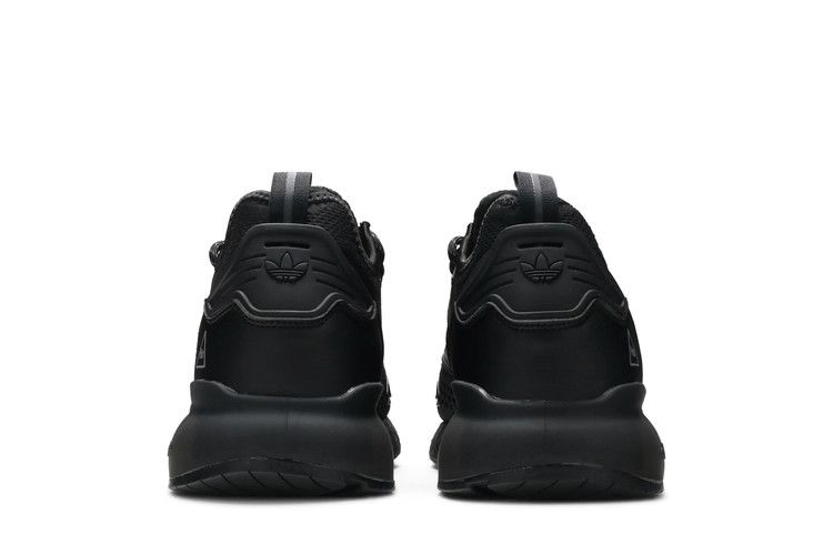 Кроссовки Pharrell x adidas ZX 2K Boost 'Black Future'