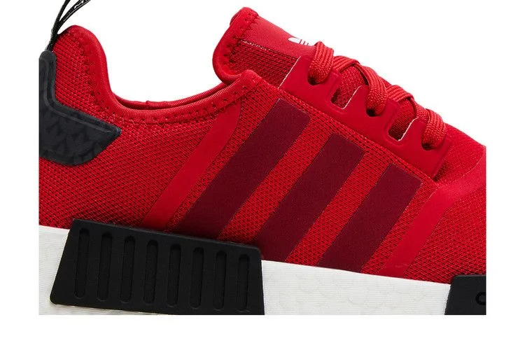 Krossovki-adidas-NMD_R1-Scarlet-Victory-Red-1