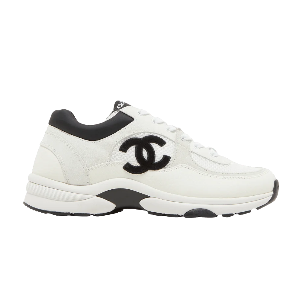 Krossovki-Chanel-Wmns-CC-Logo-Sneaker-White-Black
