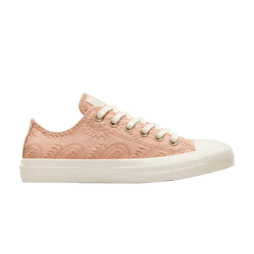 Krossovki-Converse-Wmns-Chuck-Taylor-All-Star-Low-Embroidered-Florals