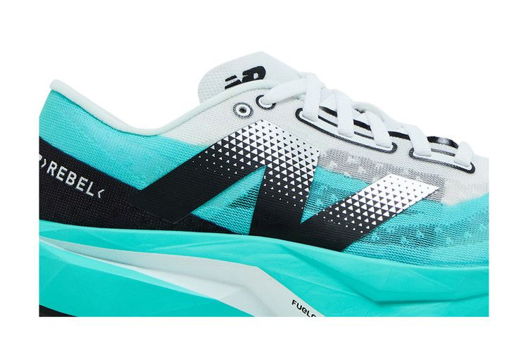 Кроссовки New Balance Wmns FuelCell Rebel v4 Wide 'Cyber Jade'