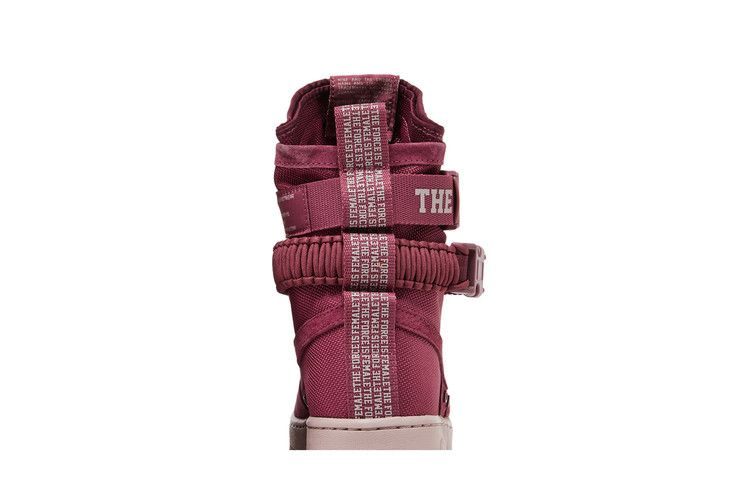 Кроссовки Nike Wmns SF Air Force 1 'Vintage Wine'
