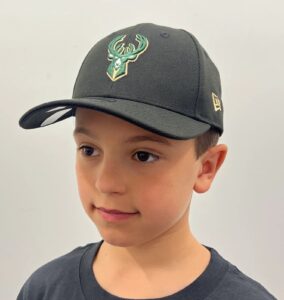 New-Era-Milwaukee-Bucks-940-Kids-NBA-Adjustable-Hat-1-284x300