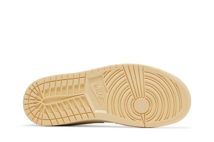 Кроссовки Wmns Air Jordan 1 Mid 'Pale Vanilla Gold'
