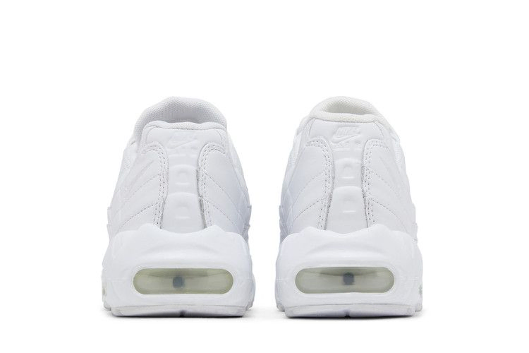 wmns-air-max-95-next-nature-triple-white-dh8015-100_05
