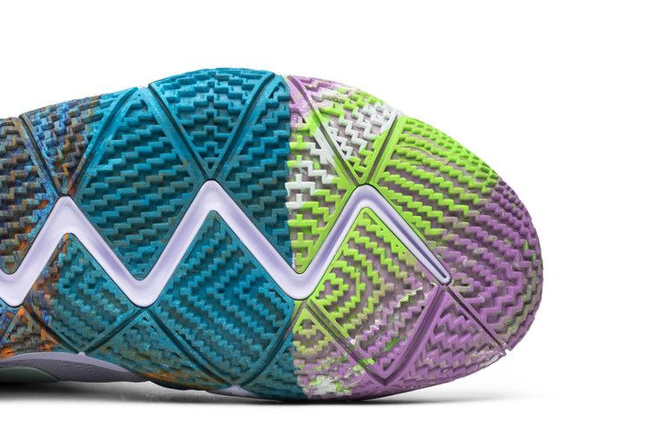 Кроссовки Nike Kyrie 4 '90s'