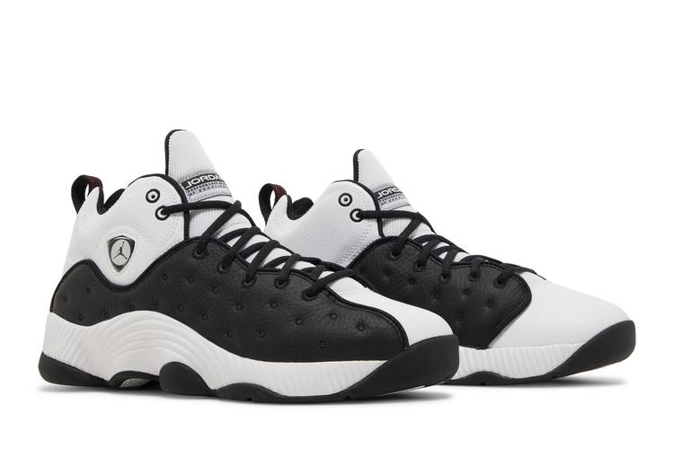 jordan-jumpman-team-2-white-black-819175-106_07