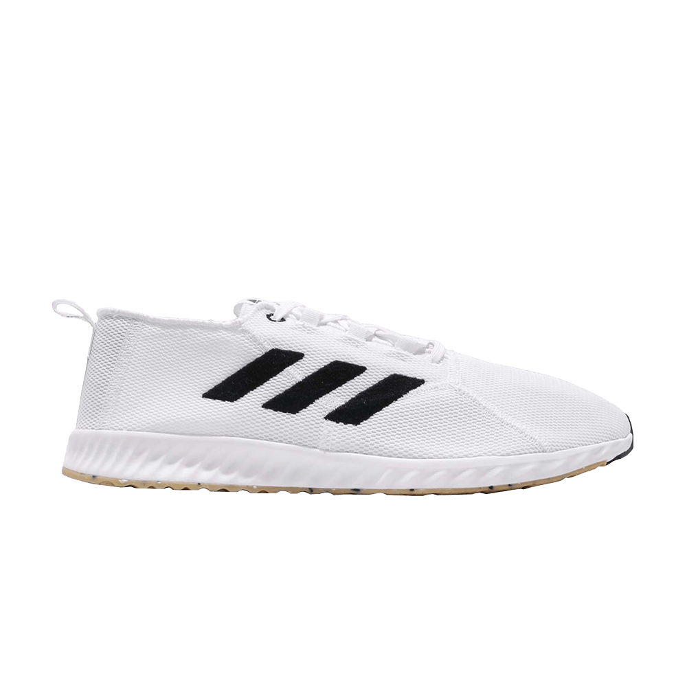 epm-run-m-white-black-b96341