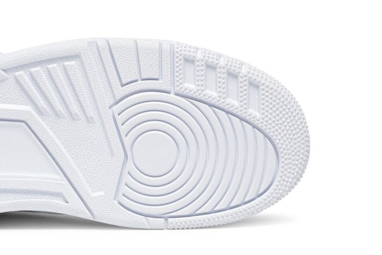 wmns-air-jordan-3-retro-nrg-seoul-dc7310-100_04