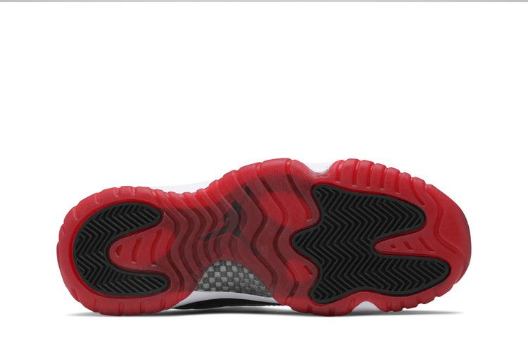 air-jordan-11-retro-low-gs-concord-bred-528896-160_03