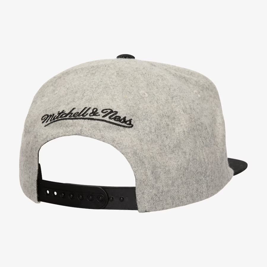 Mitchell-Ness-Gray-Boston-Bruins-Tailsweep-2.0-Melton-Snapback-Hat-1