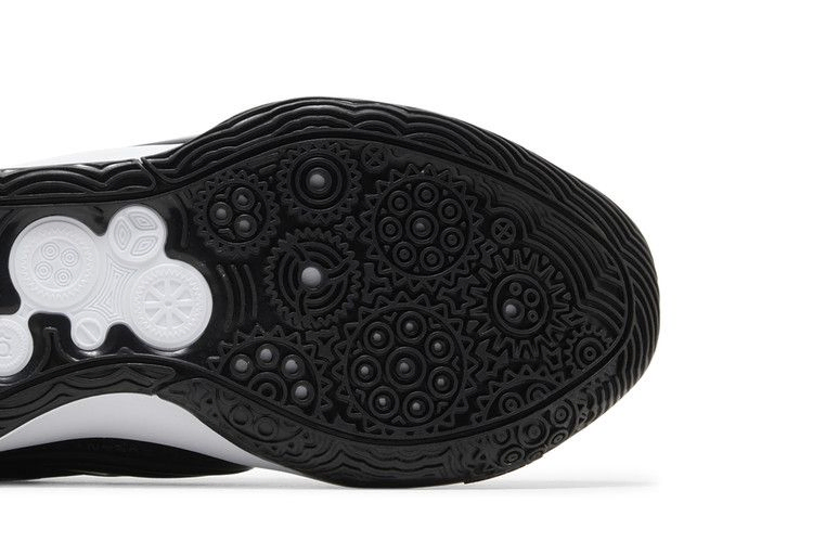 kd-16-tb-black-white-dz2927-001_04