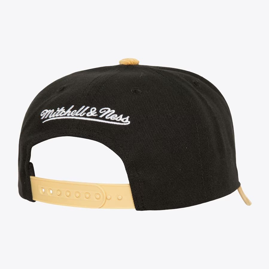 Бейсболка Mitchell & Ness Black Vegas Golden Knights Cord Pro Snapback Hat