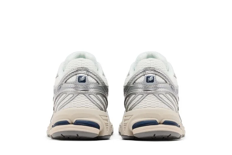 Krossovki-New-Balance-860v2-White-Silver-5