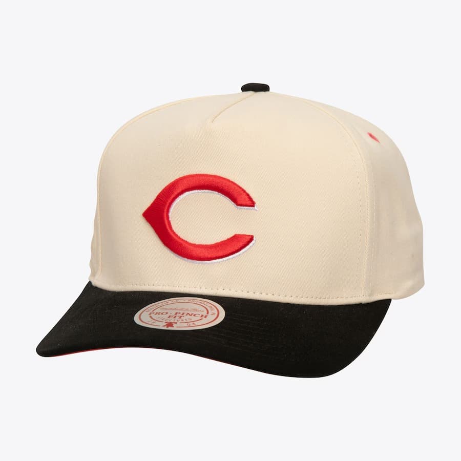 Бейсболка Mitchell & Ness Cream Cincinnati Reds Overspray Pro Crown Snapback Hat