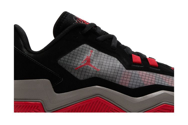 jordan-one-take-4-bred-do7193-061_01