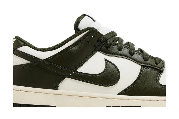 Кроссовки Nike Men's Dunk Low 'Cargo Khaki'