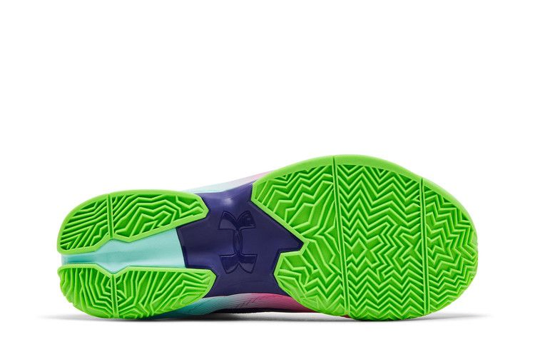 curry-2-retro-gs-northern-lights-2022-3026053-600_03
