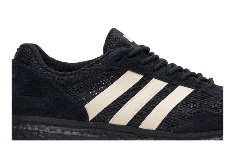 undefeated-x-adizero-adios-3-b22483_01