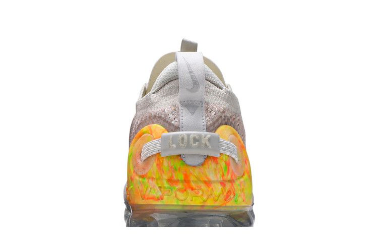 Кроссовки Nike Air VaporMax 2020 Flyknit 'Light Bone'