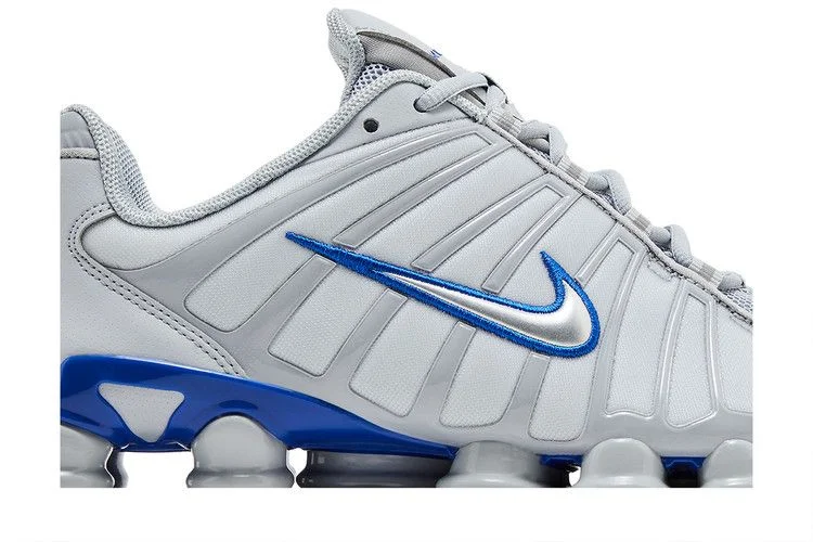 Кроссовки Nike Shox TL 'Wolf Grey' 2024