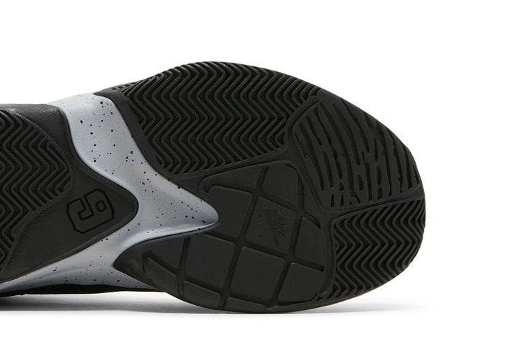 jordan-max-aura-3-black-wolf-grey-cz4167-002_04