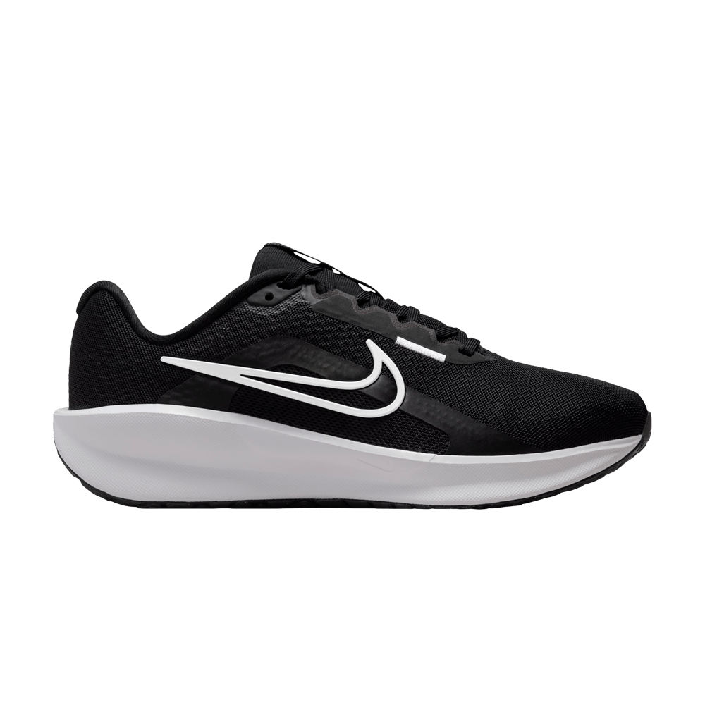 Кроссовки Nike Wmns Downshifter 13 Extra Wide 'Black White'