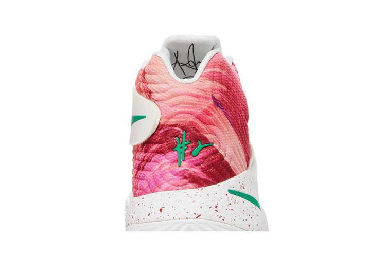 Кроссовки Nike Kyrie 2 'Ky-rispy Kreme' Special Box