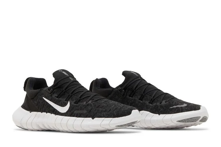 Krossovki-Nike-Wmns-Free-Run-5.0-Next-Nature-Black-White-7