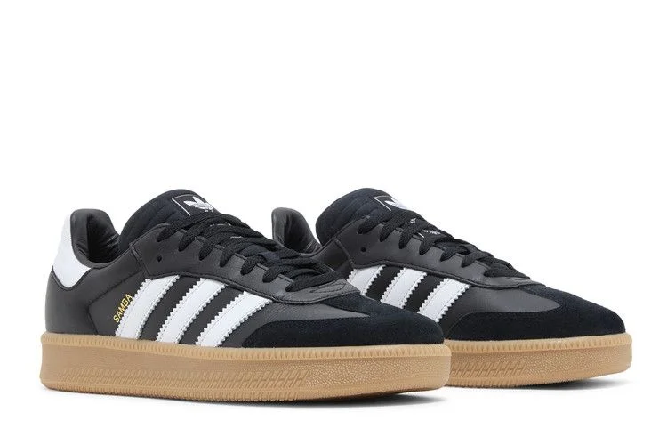 Krossovki-adidas-Samba-XLG-Black-White-Gum-7