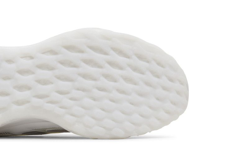 web-boost-white-grey-gz0934_04