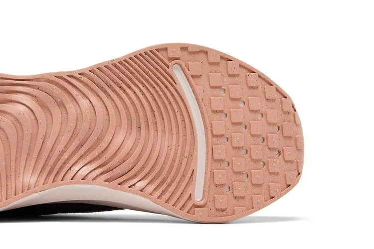 Krossovki-Nike-Wmns-Motiva-Burgundy-Crush-4