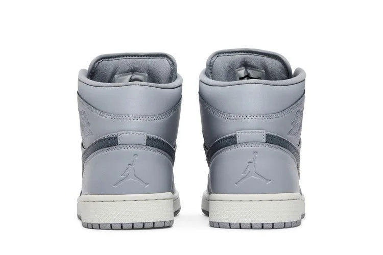 Кроссовки Air Jordan 1 Mid 'Wolf Grey'