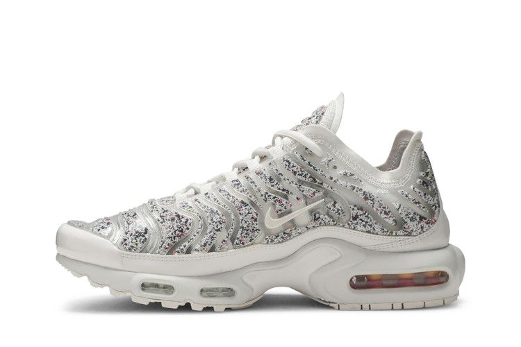 air-max-plus-ar0970-002_02