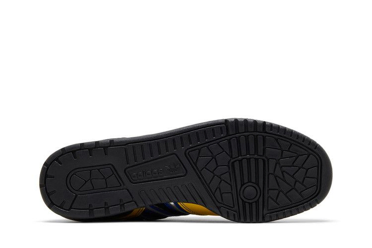 Кроссовки Marvel x adidas Rivalry 86 Low 'Wolverine'